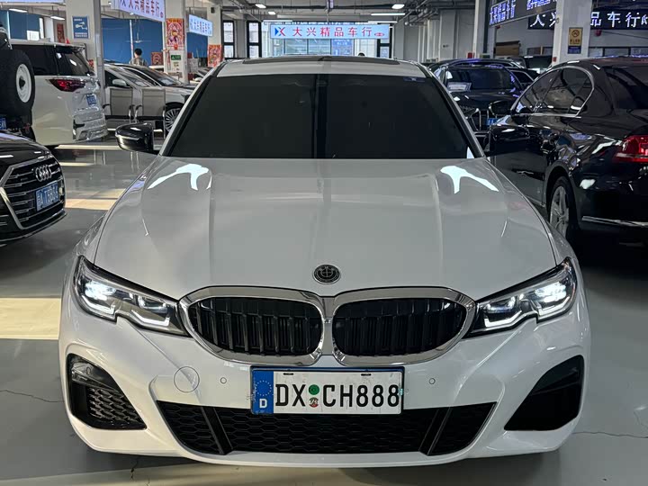 Фото 2 - BMW 3 Series