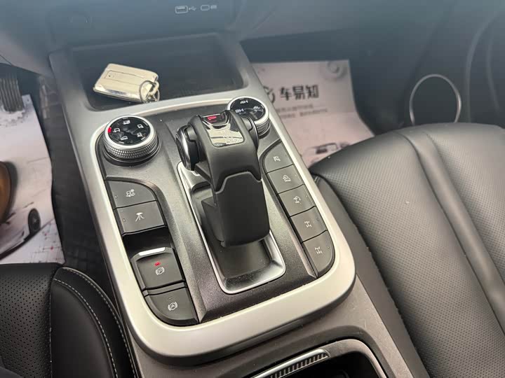 Фото 8 - Tank 300