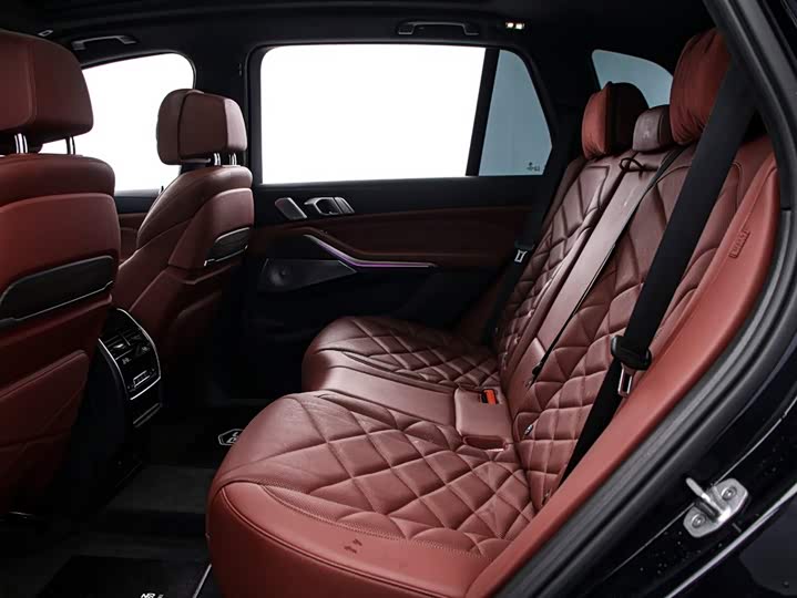 Фото 14 - BMW X5