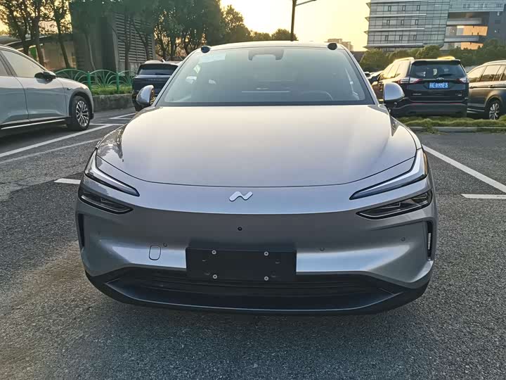 Фото 2 - Nio Onvo L60