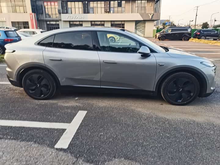 Фото 4 - Nio Onvo L60