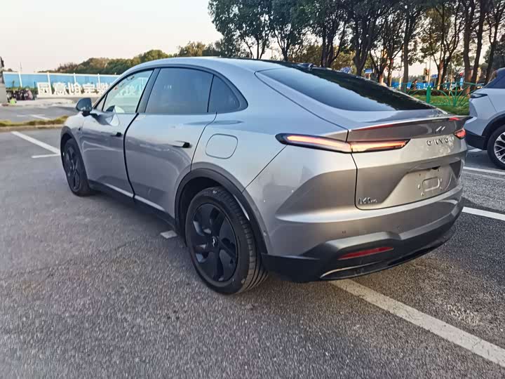 Фото 8 - Nio Onvo L60