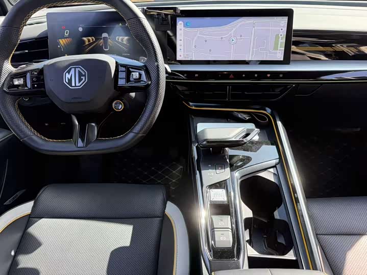Фото 10 - MG Motor 5 Scorpio