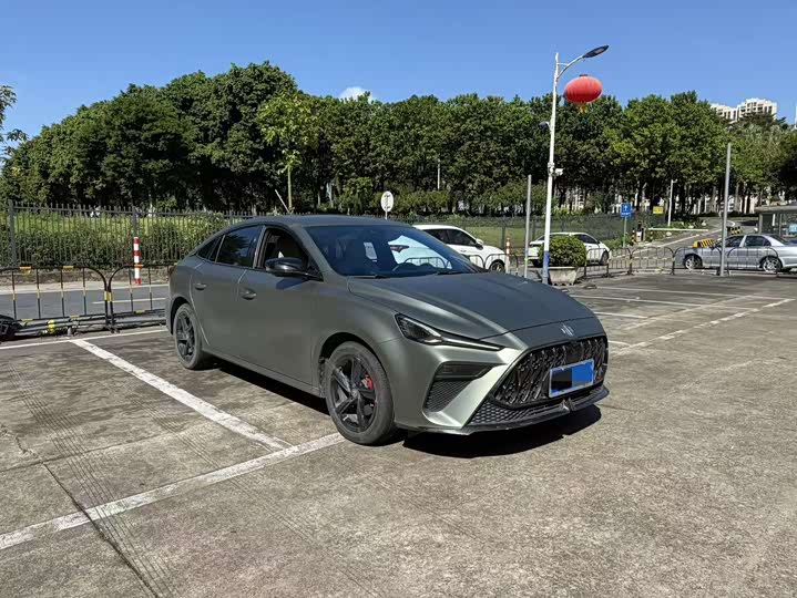 Фото 3 - MG Motor 5 Scorpio