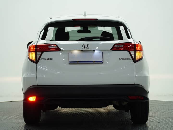 Фото 4 - Honda Vezel