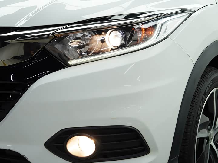 Фото 7 - Honda Vezel