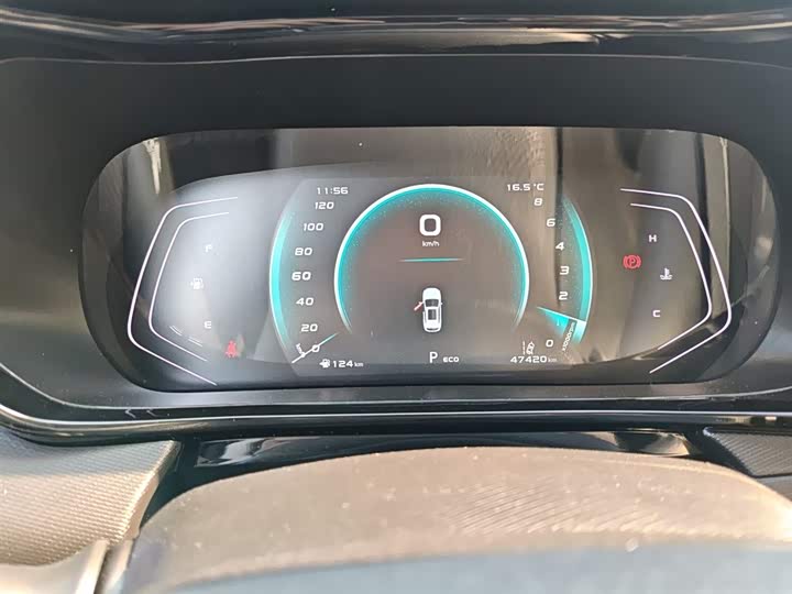 Фото 12 - Changan Oshan X5