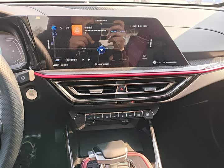 Фото 13 - Changan Oshan X5