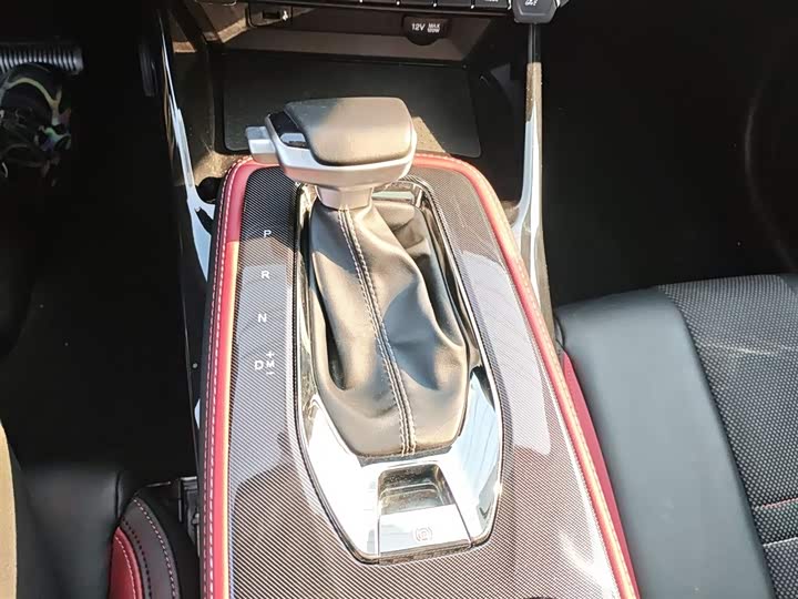 Фото 14 - Changan Oshan X5