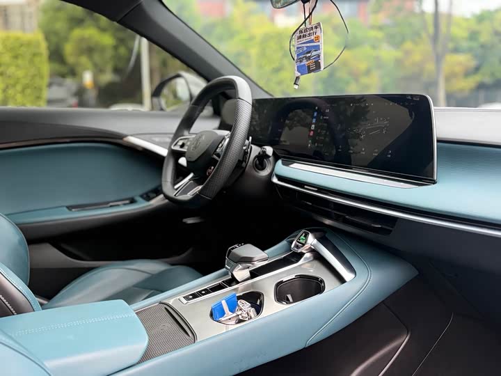 Фото 14 - MG Motor 7