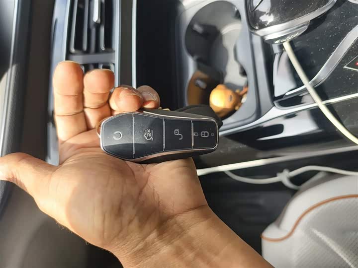 Фото 12 - BYD Qin Plus