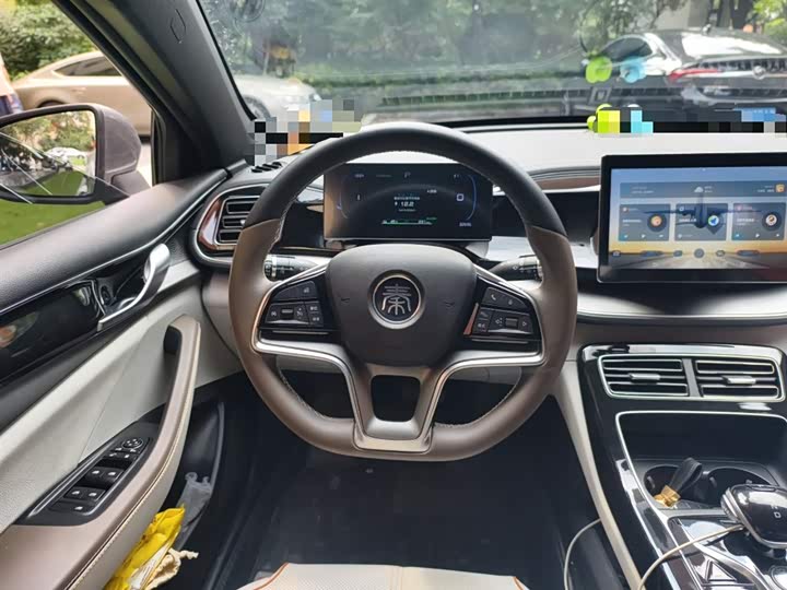 Фото 3 - BYD Qin Plus
