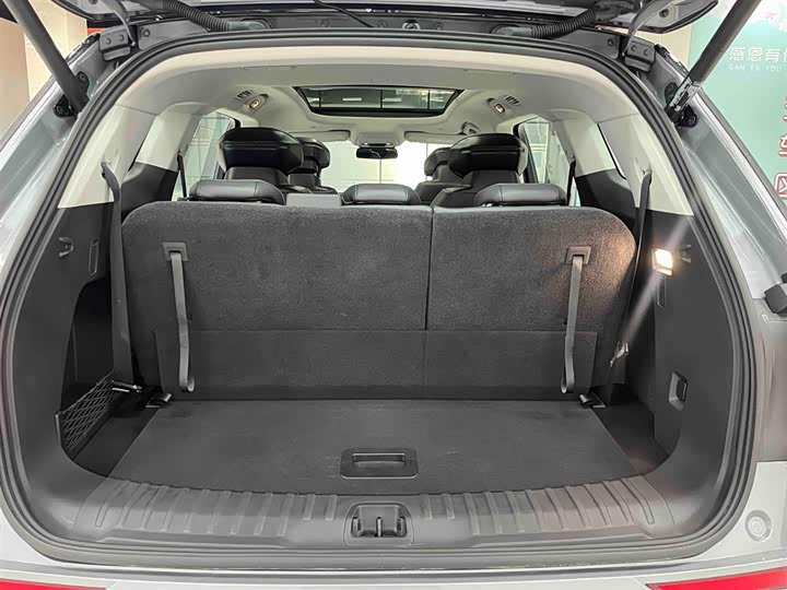 Фото 15 - Ford Edge