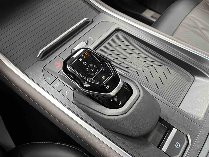 Фото 5 - Ford Edge