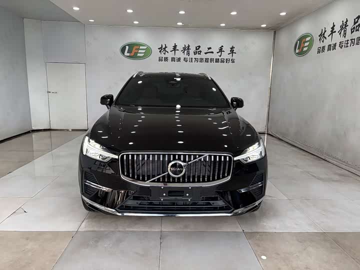 Фото 3 - Volvo XC60