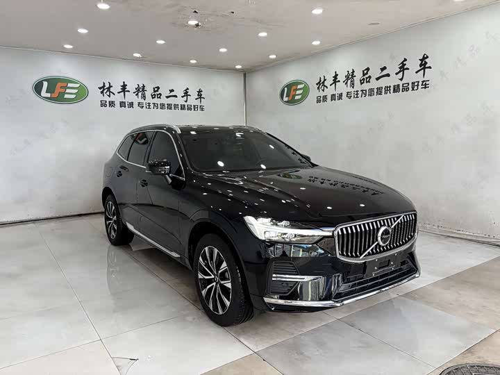 Фото 4 - Volvo XC60