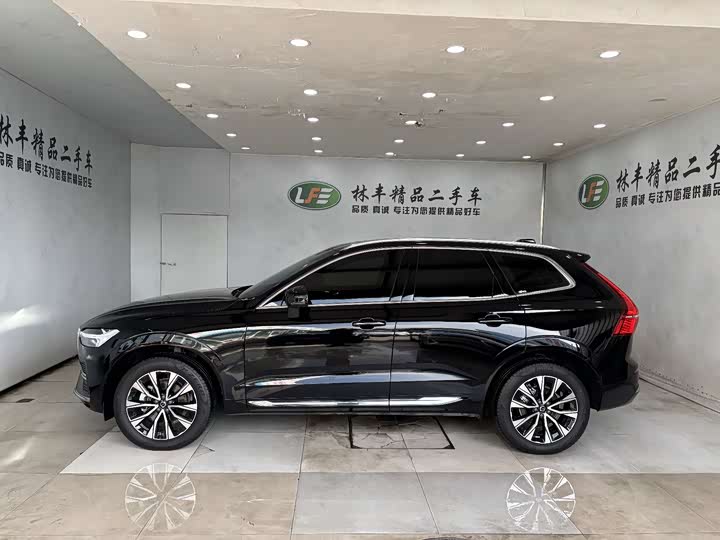 Фото 5 - Volvo XC60