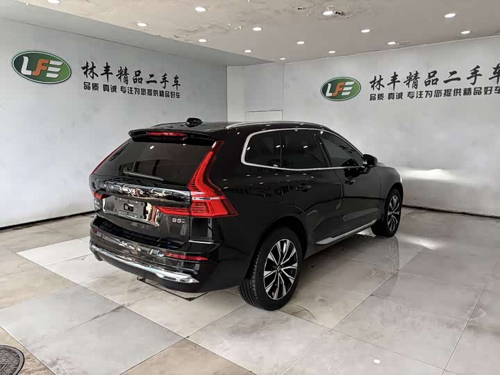 Фото 6 - Volvo XC60