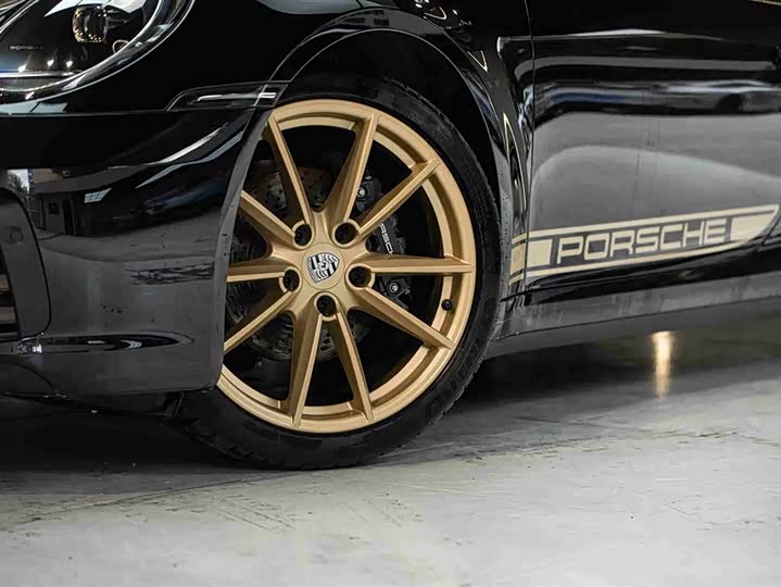 Фото 6 - Porsche 911