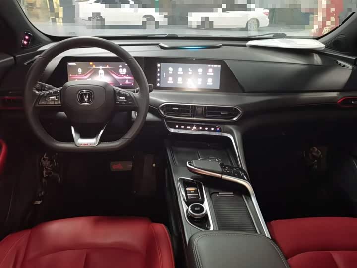 Фото 10 - Changan UNI-T