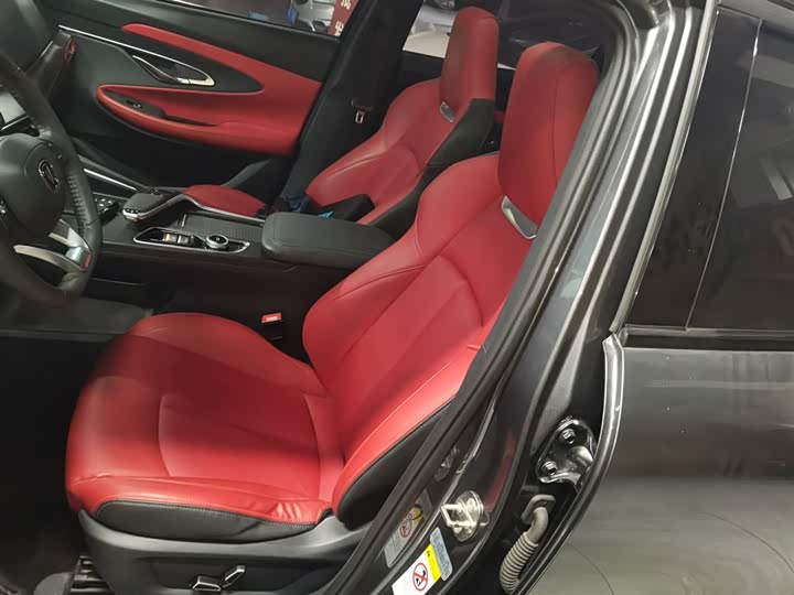 Фото 15 - Changan UNI-T