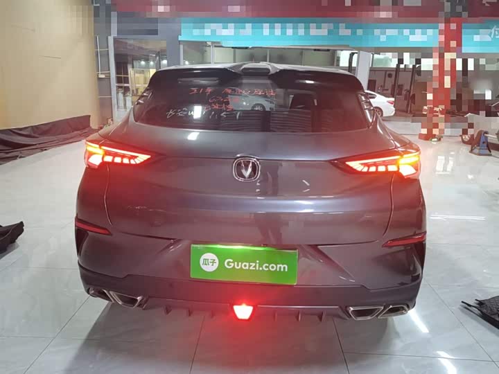 Фото 6 - Changan UNI-T