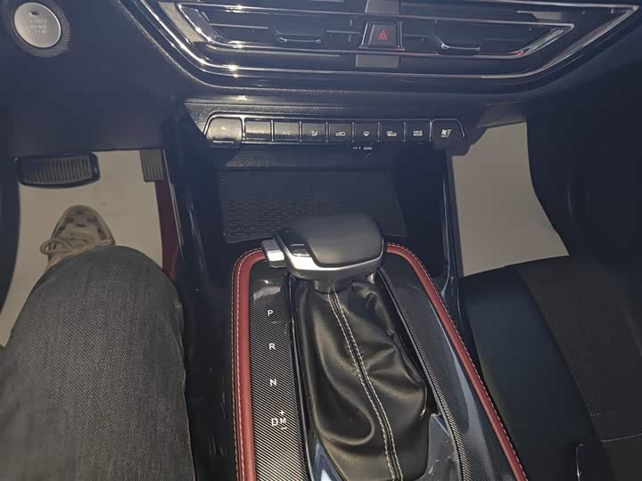 Фото 14 - Changan Oshan X5