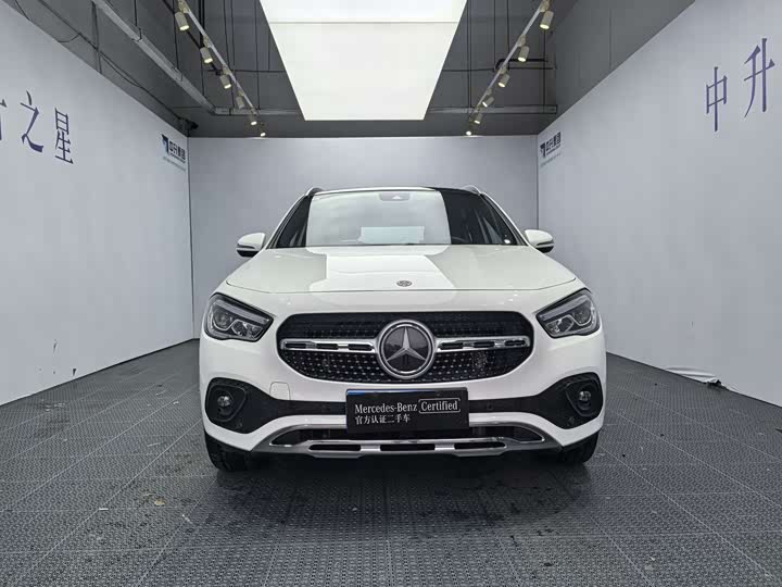 Фото 2 - Mercedes-Benz GLA-Class