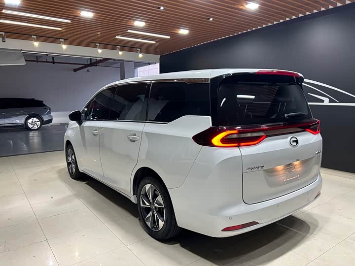 Фото 6 - GAC Trumpchi M6