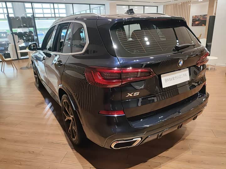 Фото 8 - BMW X5