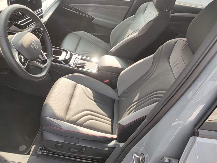 Фото 15 - Volkswagen ID.4 Crozz