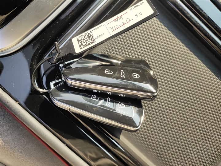 Фото 9 - Volkswagen ID.4 Crozz