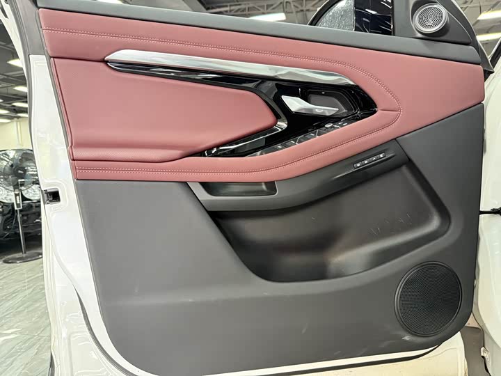 Фото 13 - Land Rover Range Rover Evoque L