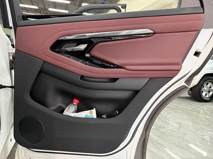 Фото 14 - Land Rover Range Rover Evoque L