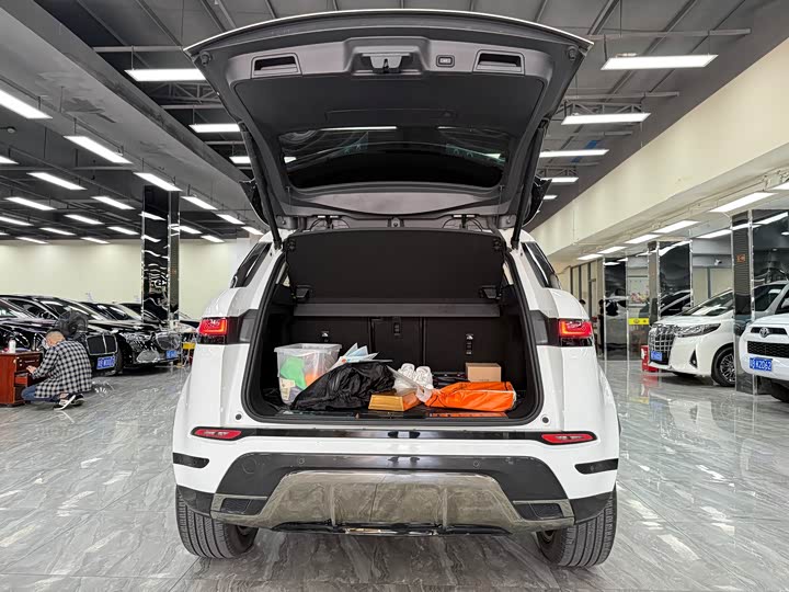 Фото 18 - Land Rover Range Rover Evoque L