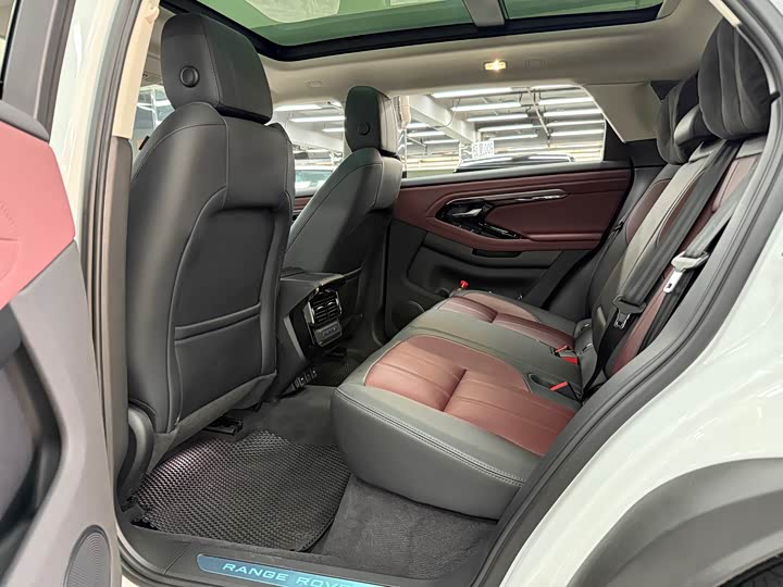 Фото 7 - Land Rover Range Rover Evoque L