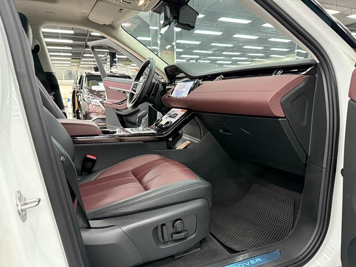 Фото 9 - Land Rover Range Rover Evoque L