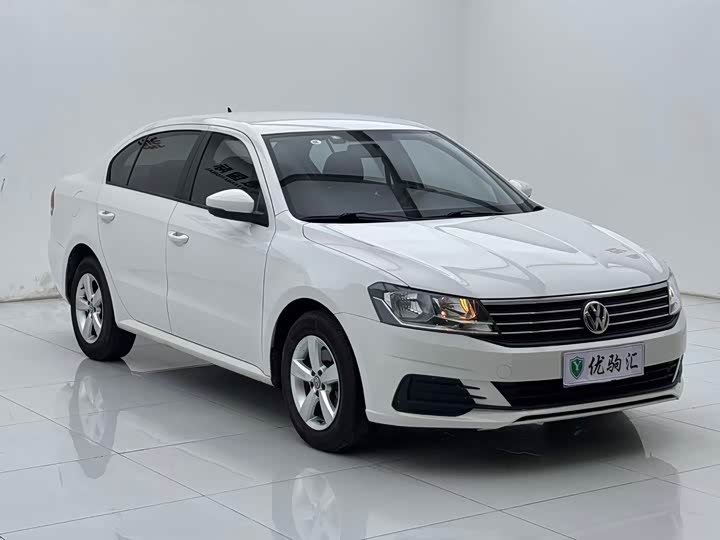 Фото 2 - Volkswagen Lavida