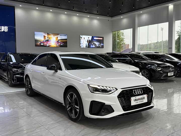 Фото 3 - Audi A4L