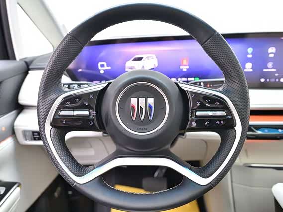 Фото 11 - Buick GL8 Hybrid