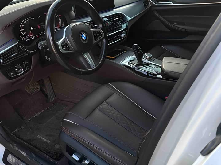 Фото 4 - BMW 5 Series