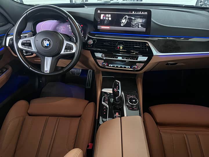 Фото 5 - BMW 6 Series GT