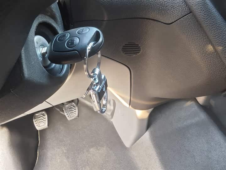 Фото 12 - Ford Transit