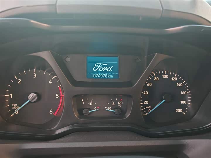 Фото 5 - Ford Transit