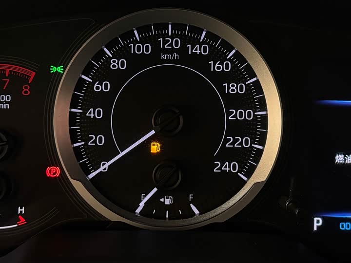 Фото 20 - Toyota Corolla