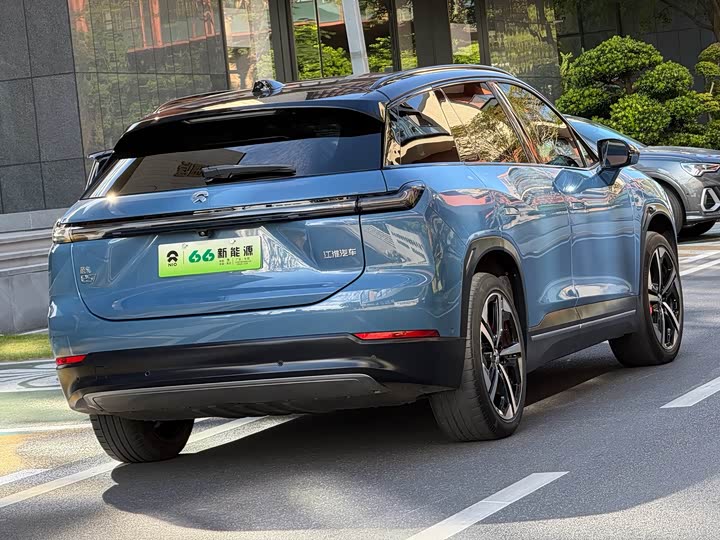 Фото 13 - Nio ES7