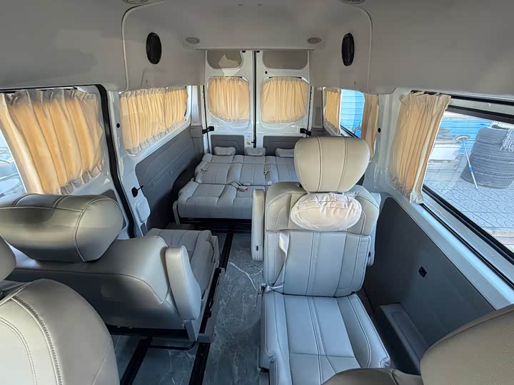 Фото 4 - Ford Transit