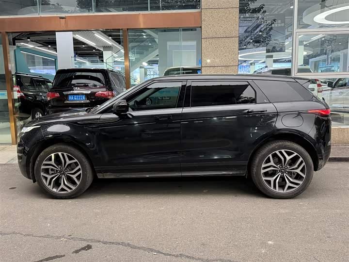 Фото 3 - Land Rover Range Rover Evoque L Hybrid