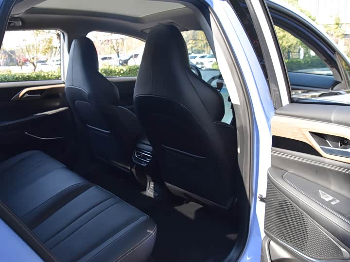 Фото 12 - XPeng P5