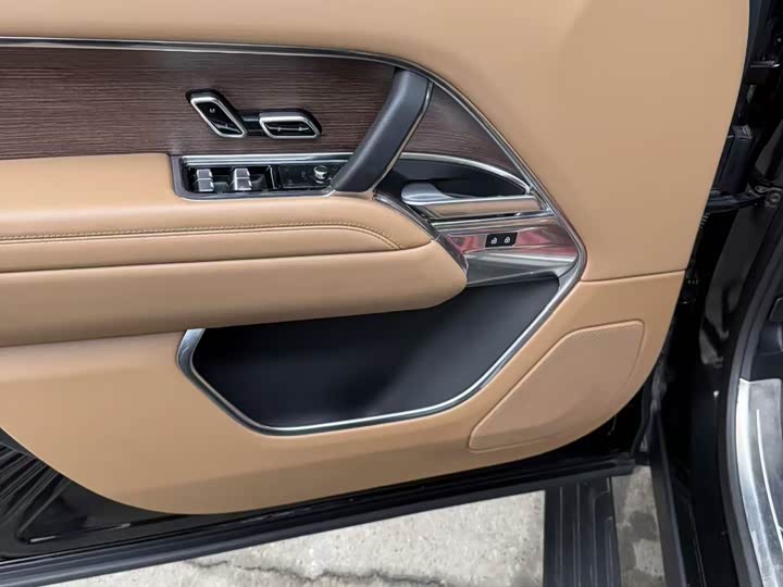 Фото 9 - Land Rover Range Rover